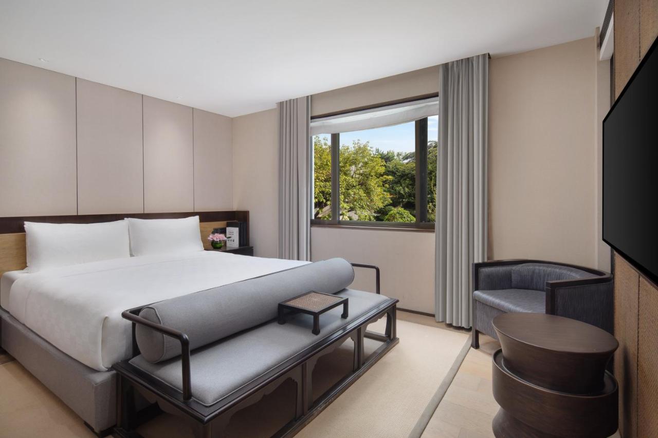 HUALUXE Xi'an Tanghua, an IHG Hotel photo