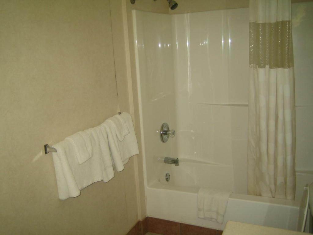 Budget Inn — photo 3
