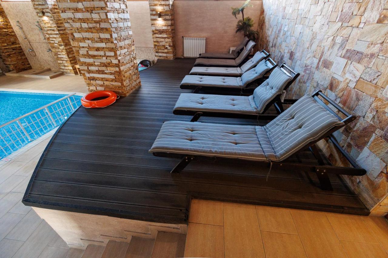 Green Wood Resort Apartments photo