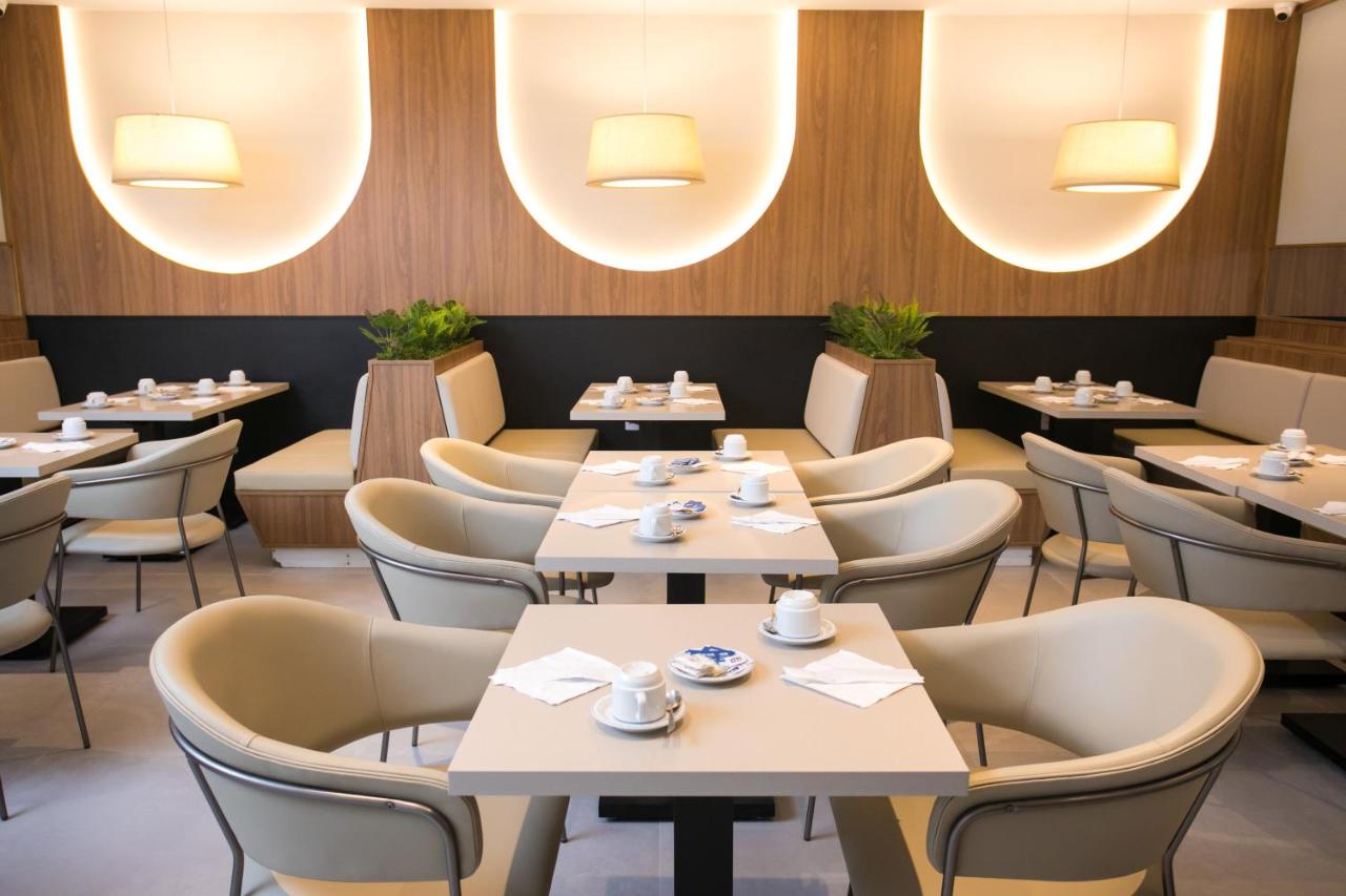 Regency Park Hotel - 4