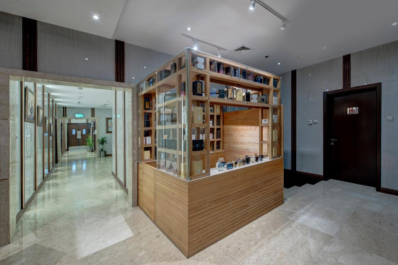 Grandeur Hotel Al Barsha photo