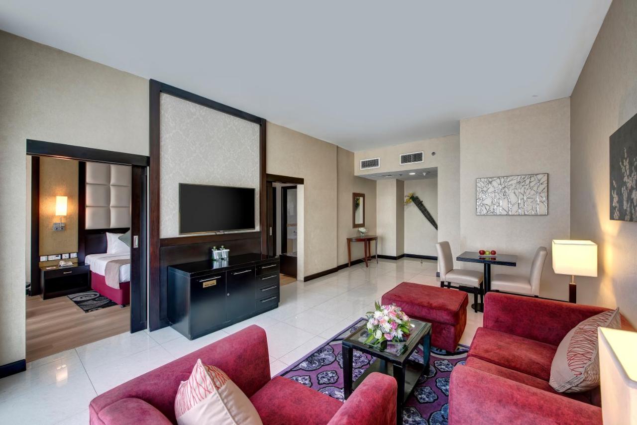 Grandeur Hotel Al Barsha photo