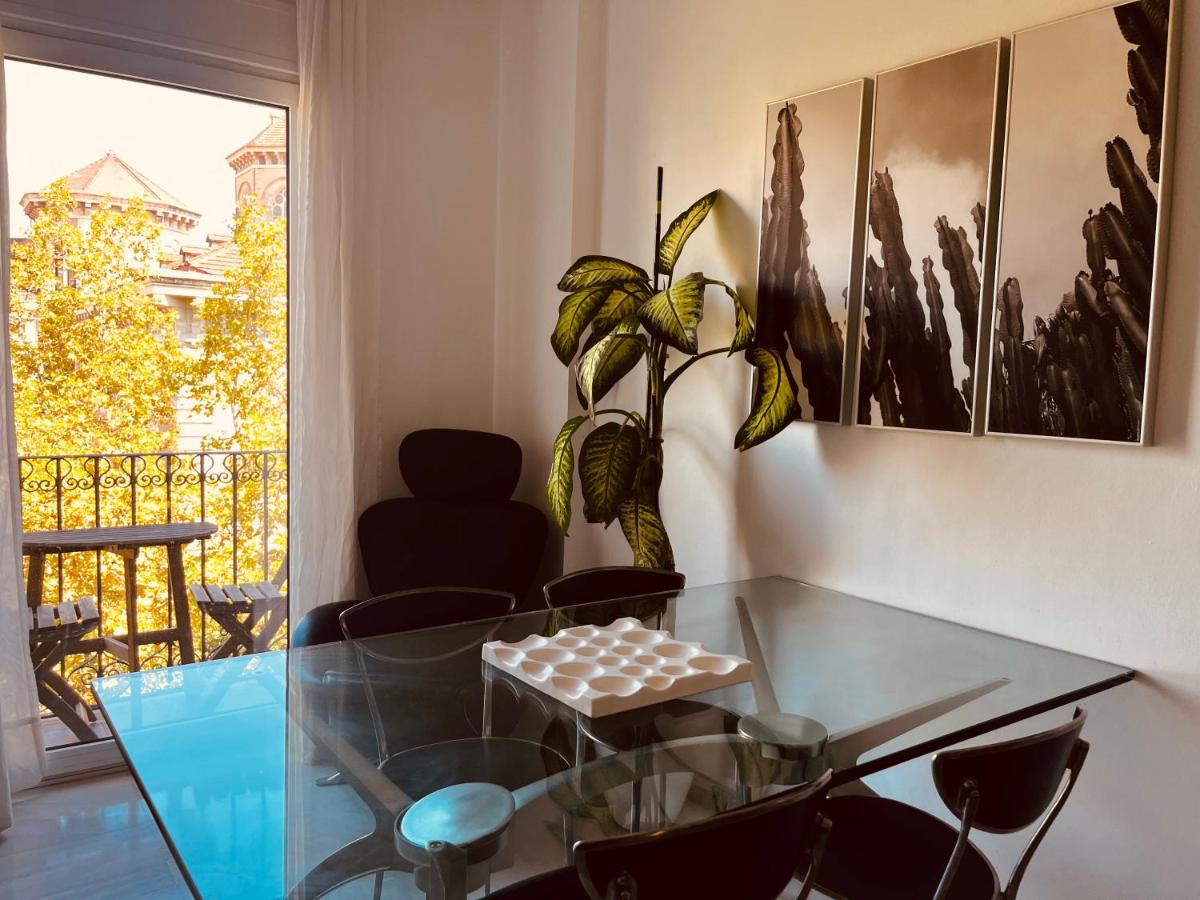 Enric Granados 17 - 4