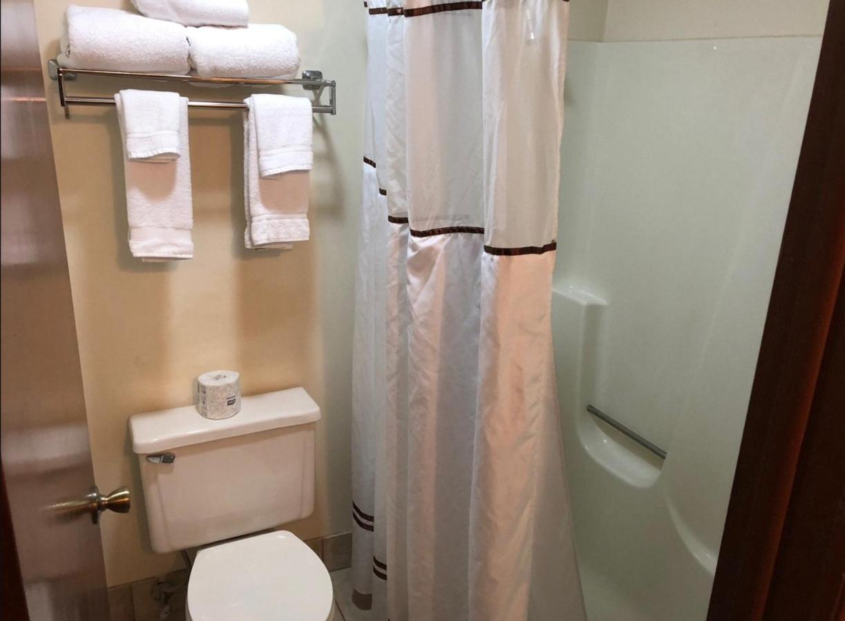 Harbor Winds Hotel — photo 3