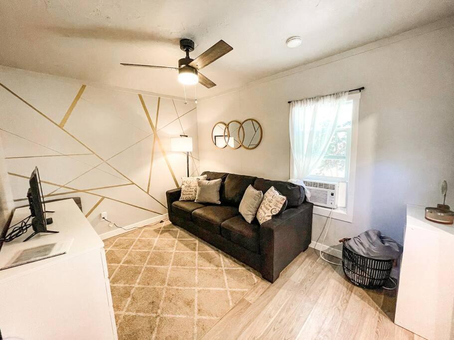 The. Cozy Cottage Motel — photo 3