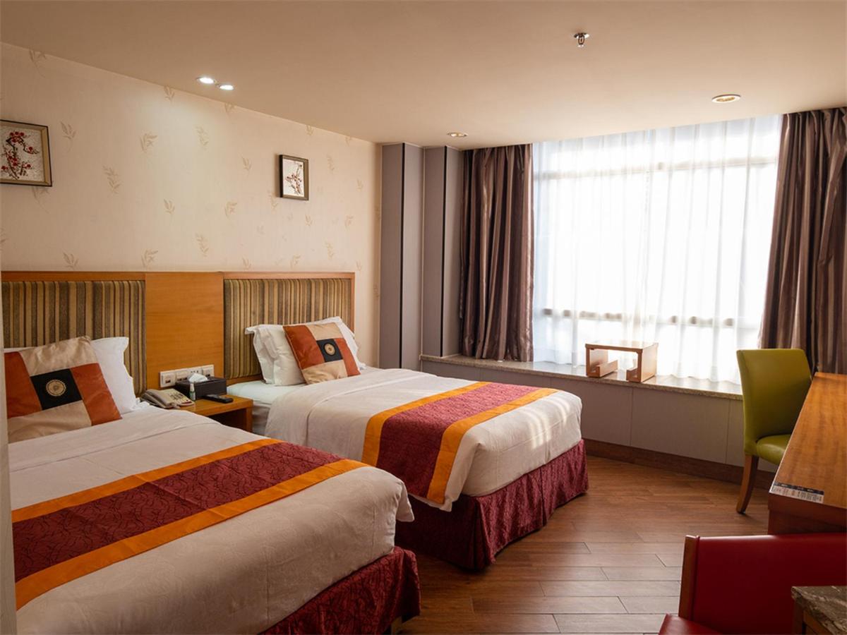 Guangzhou The Royal Garden Hotel photo