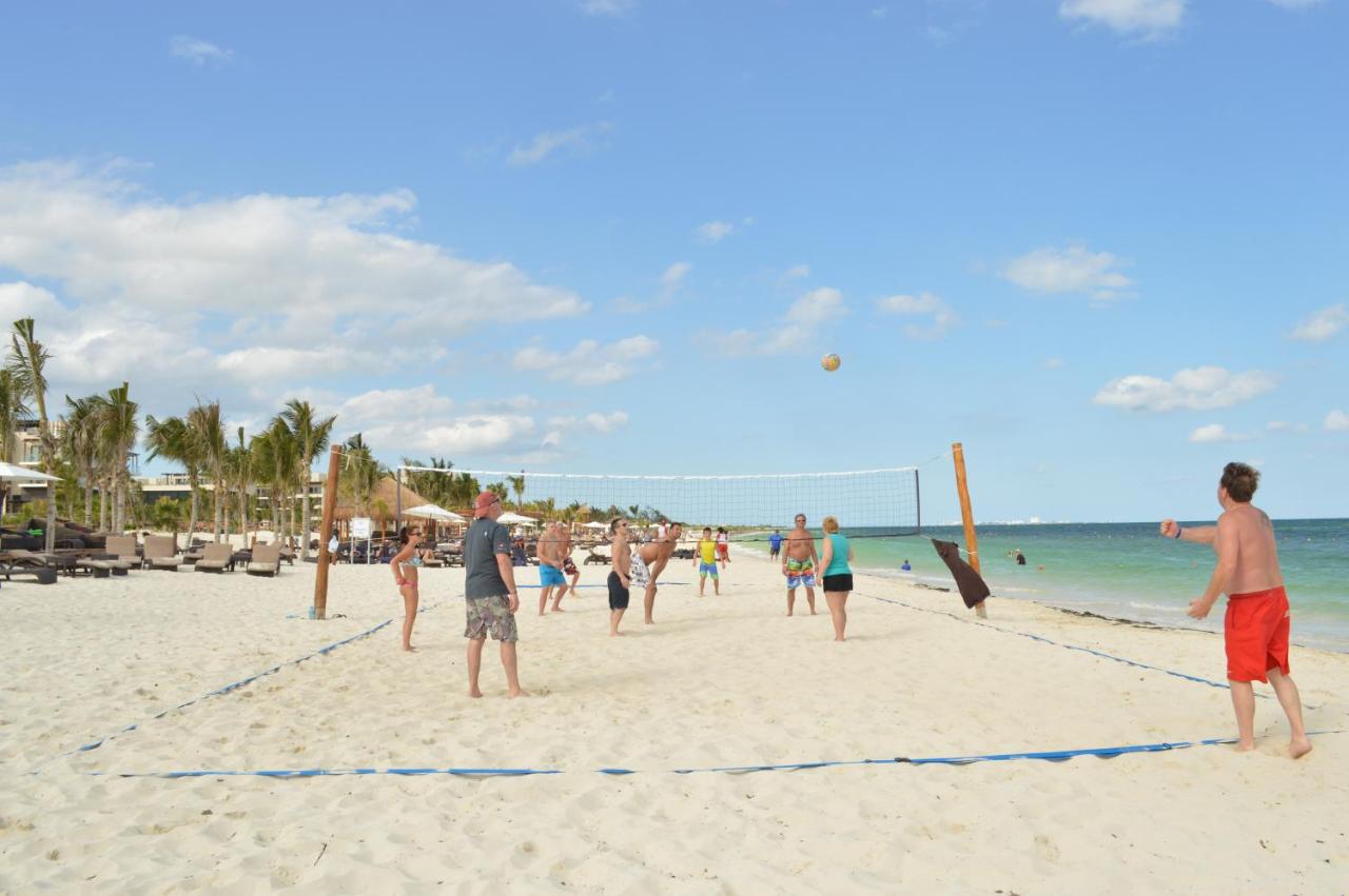 Beach: Royalton Riviera Cancun, An Autograph Collection All-Inclusive Resort & Casino