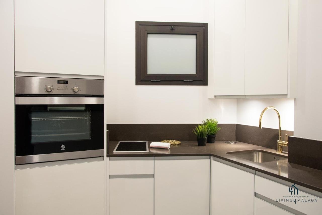 Living4malaga Golden Suite - 4