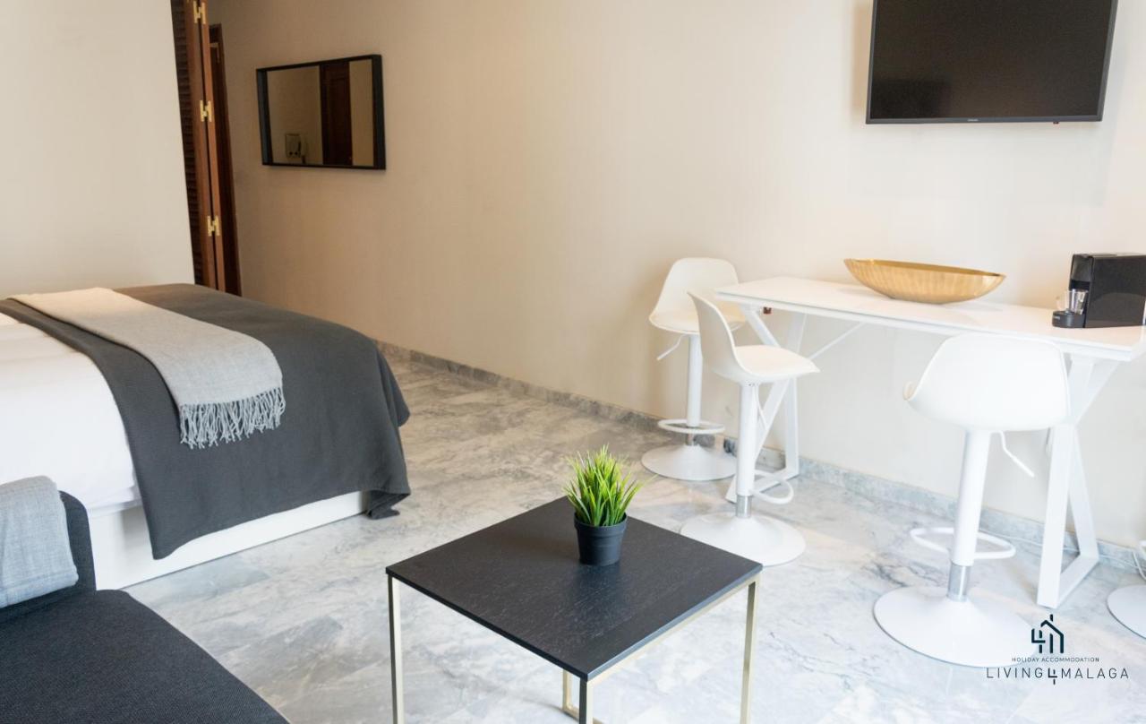 Living4malaga Golden Suite - 5