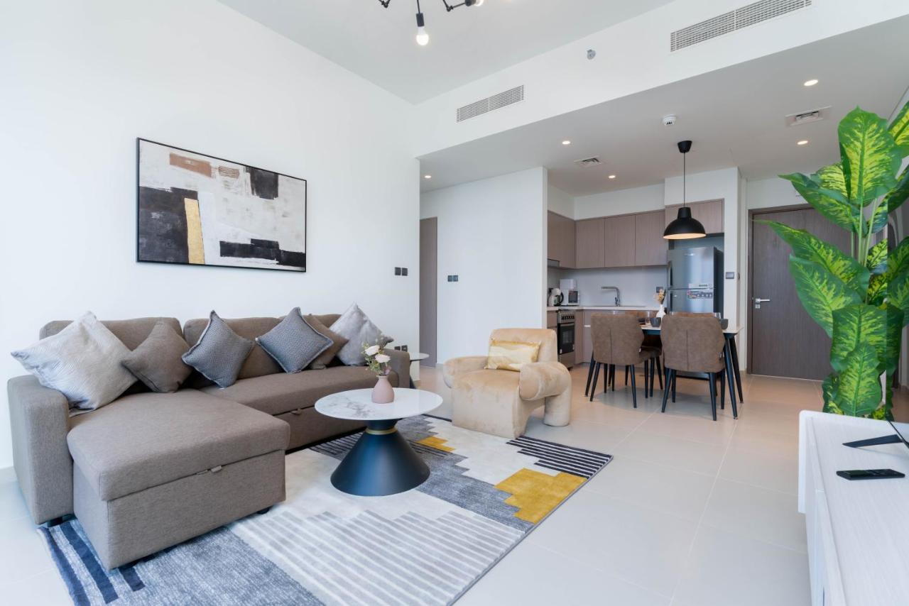 White Sage - Act One Tower - 5