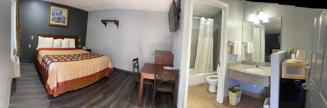 Budget Inn - Buffalo — photo 13