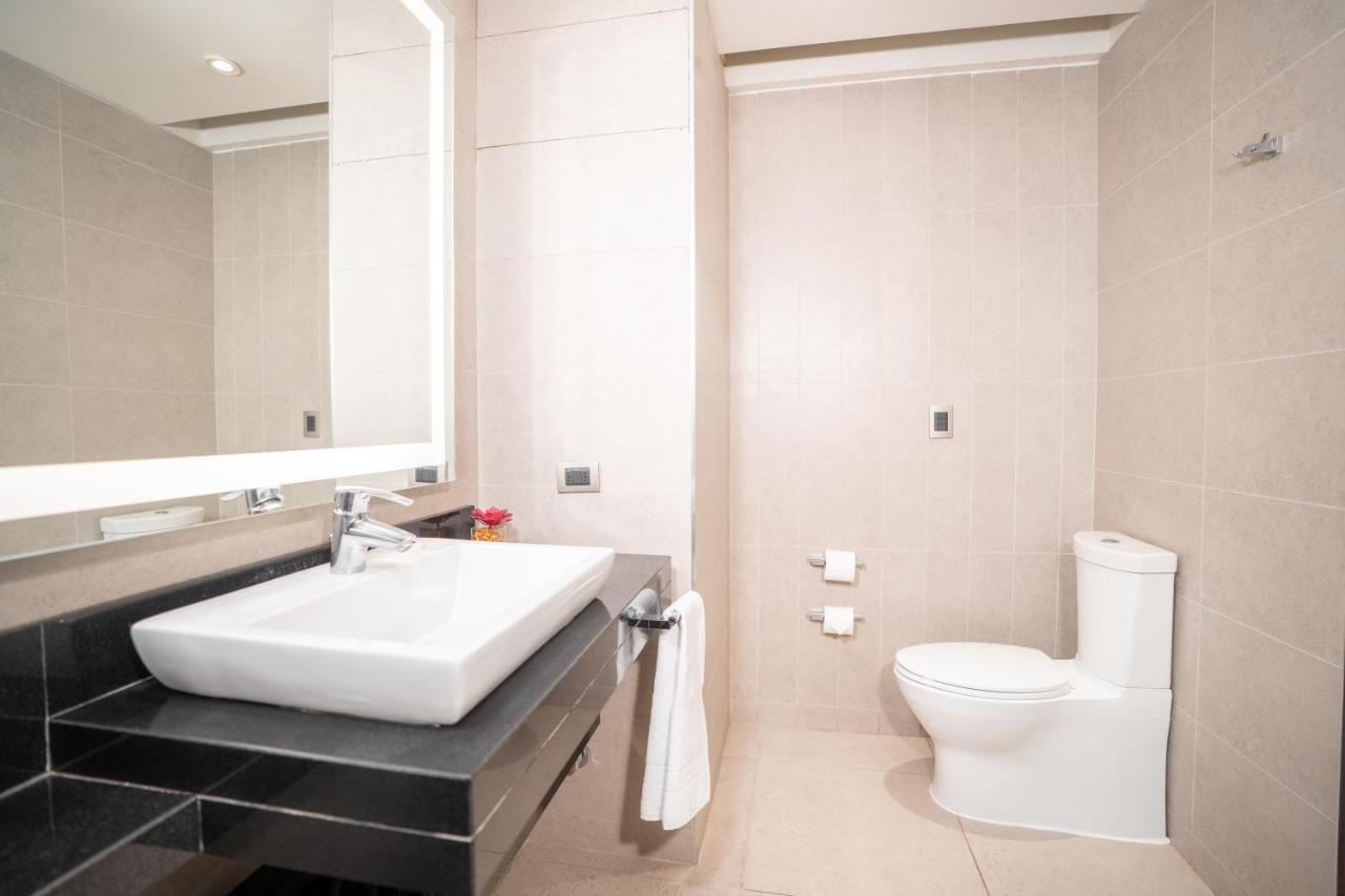 Hilton Garden Inn Santiago Airport photo