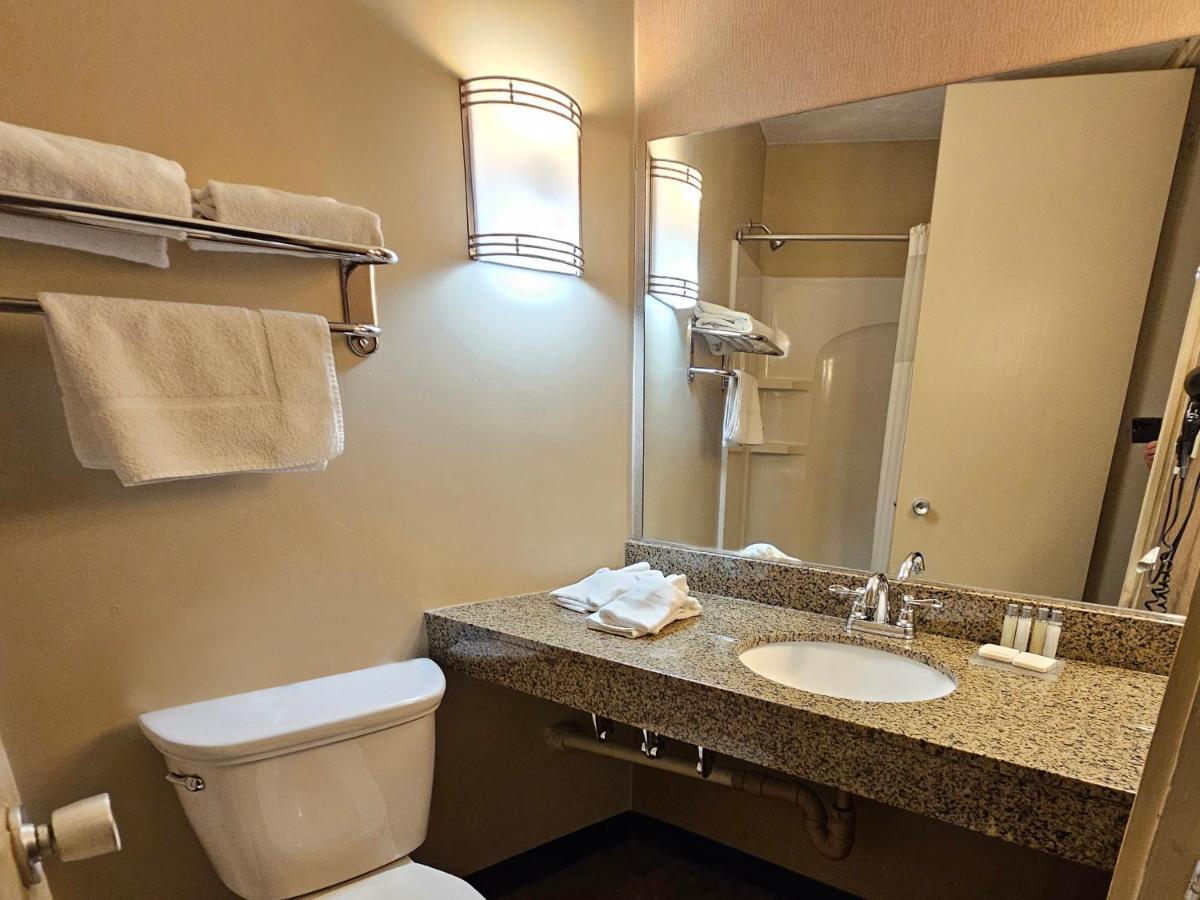 The Landmark Hotel — photo 3