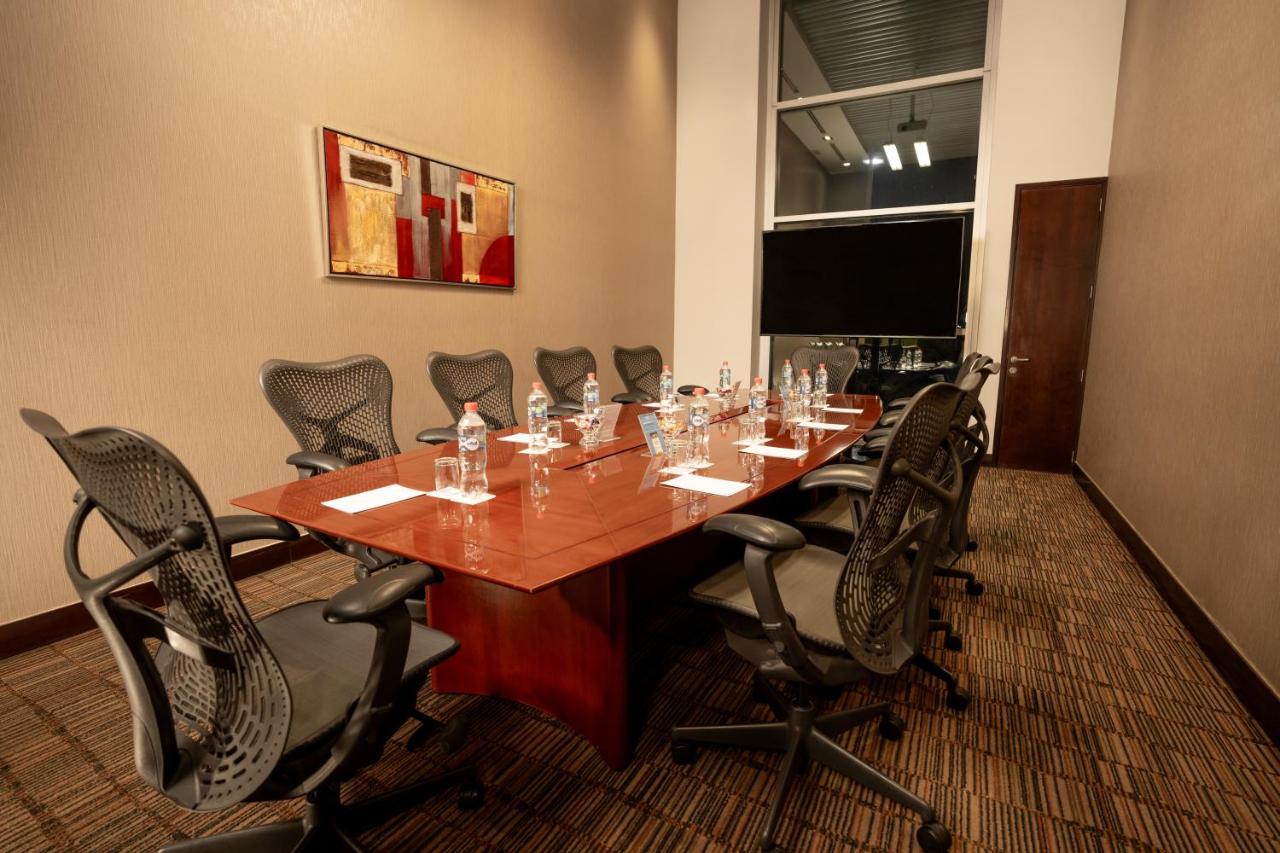 Hilton Garden Inn Santiago Airport photo