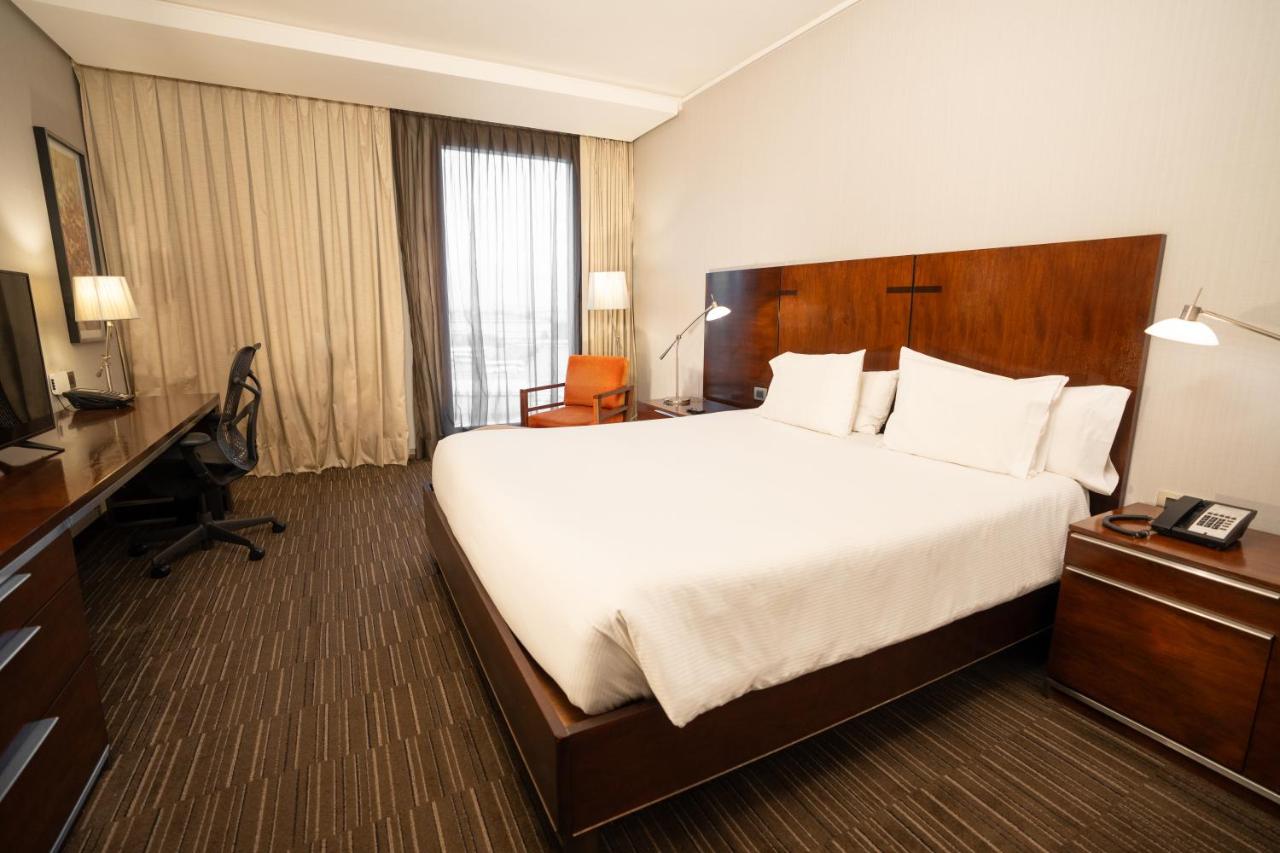 Hilton Garden Inn Santiago Airport photo
