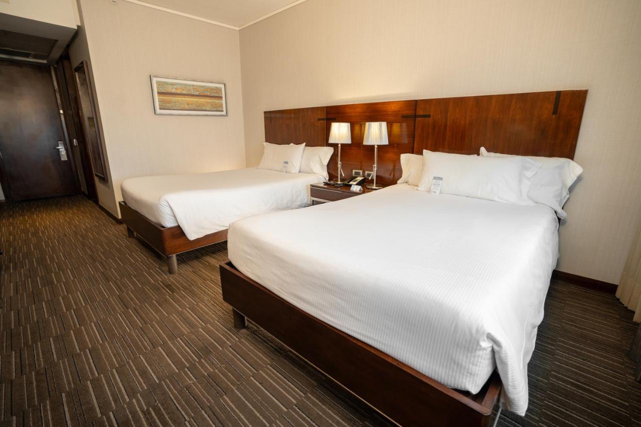 Hilton Garden Inn Santiago Airport photo