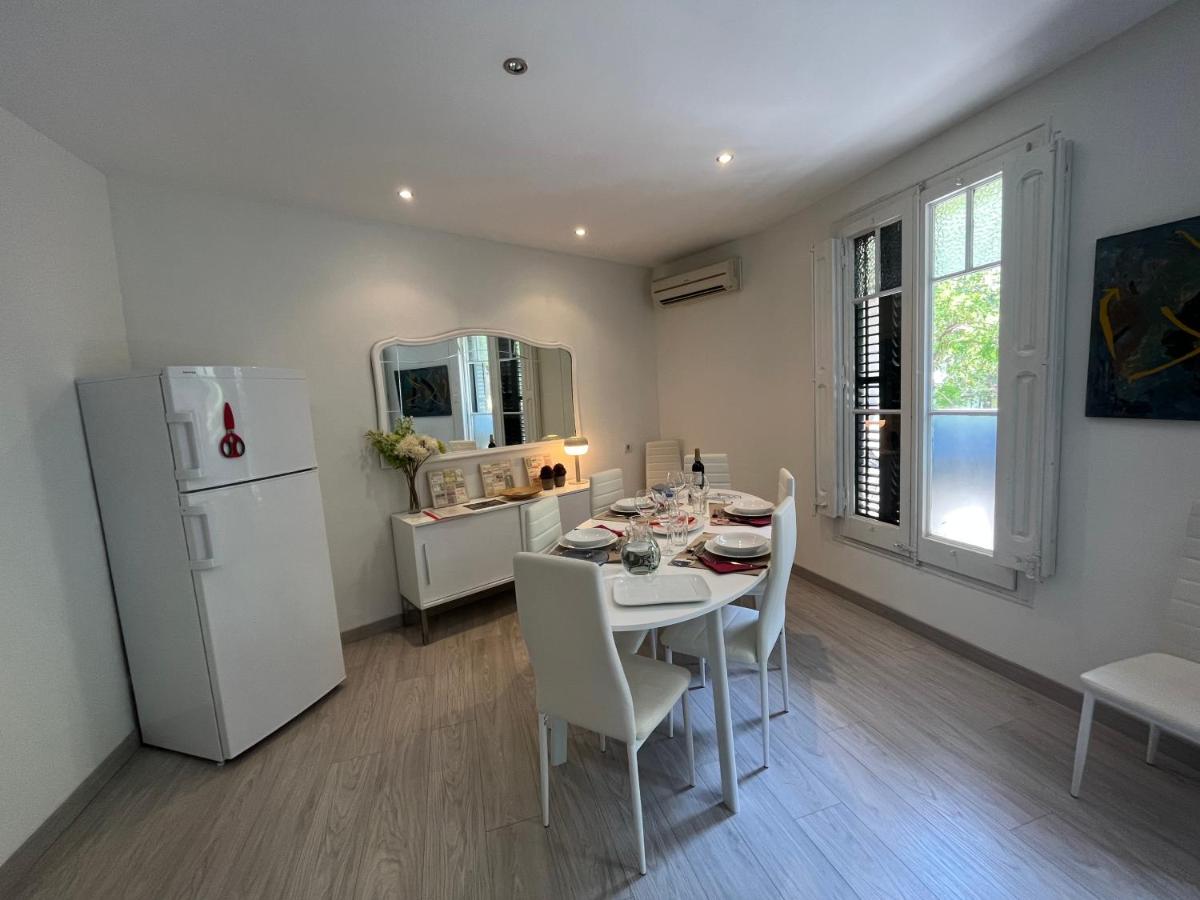 Barcelona 54 Apartment Rentals - 4