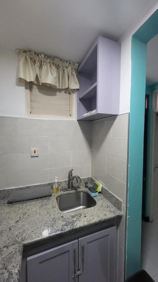 Cool's 1 bedroom Beach & Garden View - 3