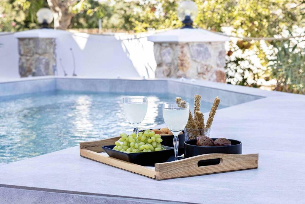 Selenophile Villa with heated pool - 5