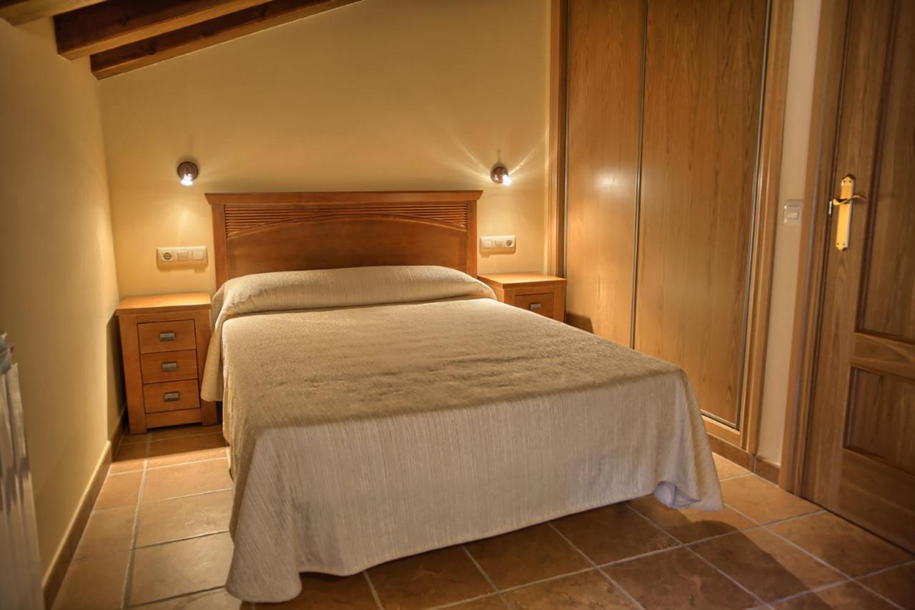 Apartamentos Casa Riu, Sahun, Spain - Booking.com