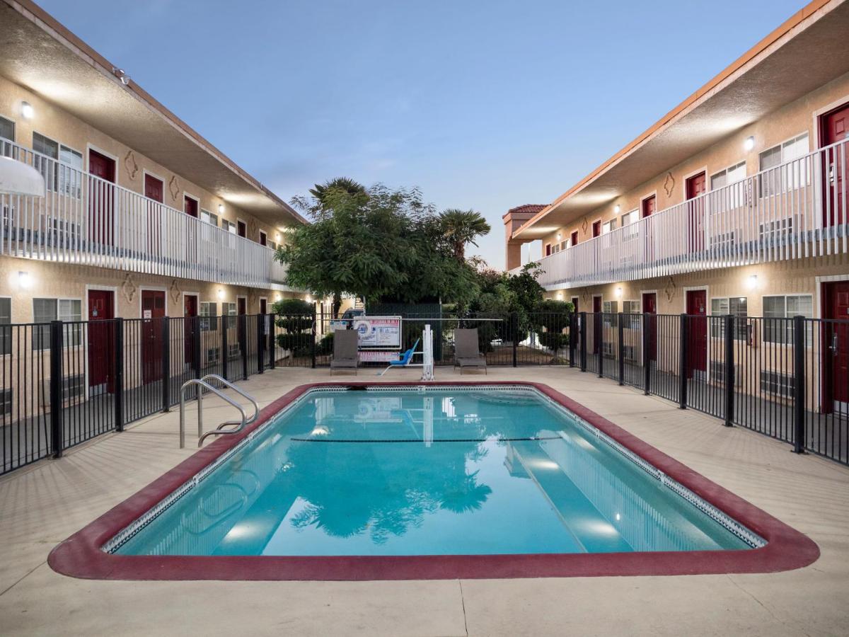 Dream Inn Fresno — photo 4