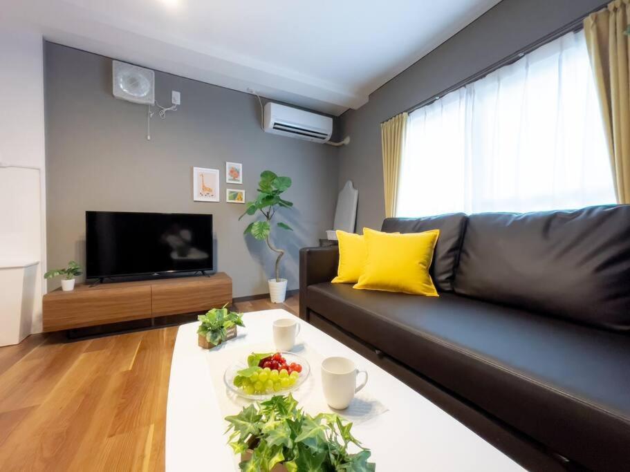 Guest House KUROMON400,徒歩すぐ黒門市場,難波,道頓堀近く