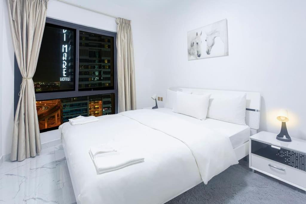 Luxury 2 Bedroom Apartment in Dubai Marina & JBR Beach - 3