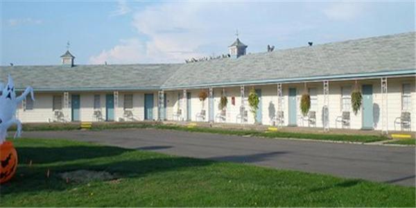 Theater Motel — photo 5