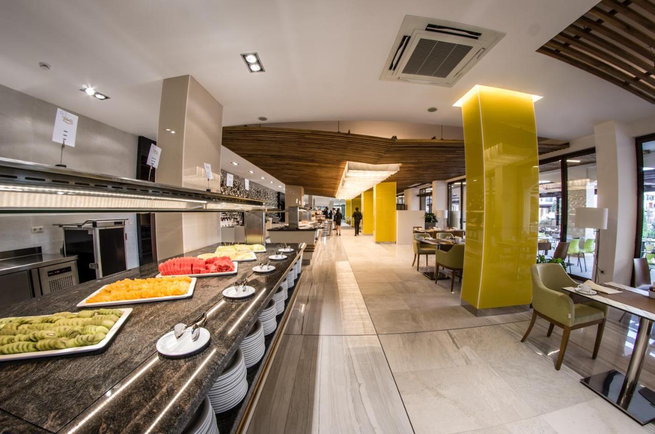 Premier Fort Cuisine - Full Board photo
