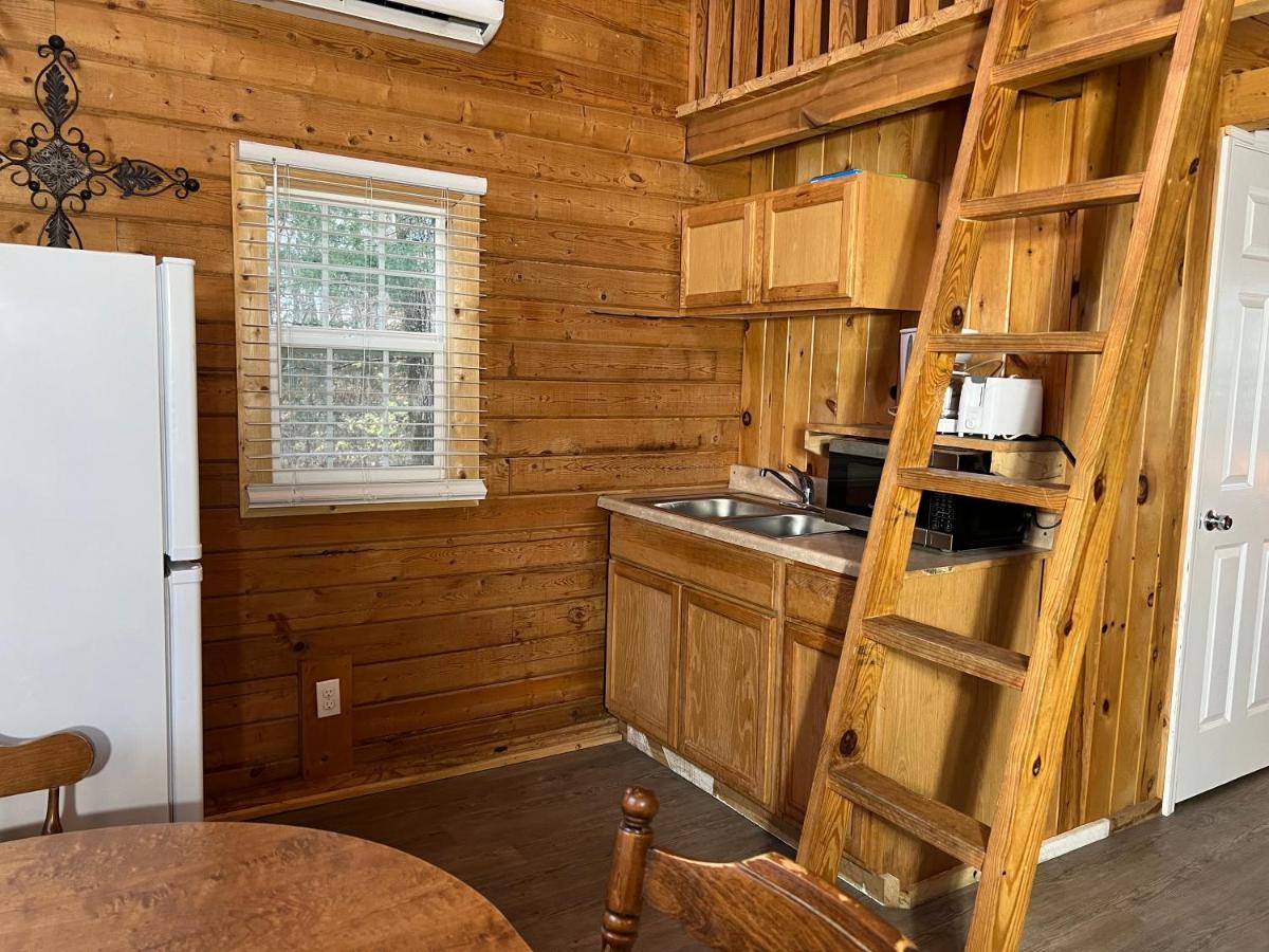 Kozy Haven Log Cabin Rentals — photo 24