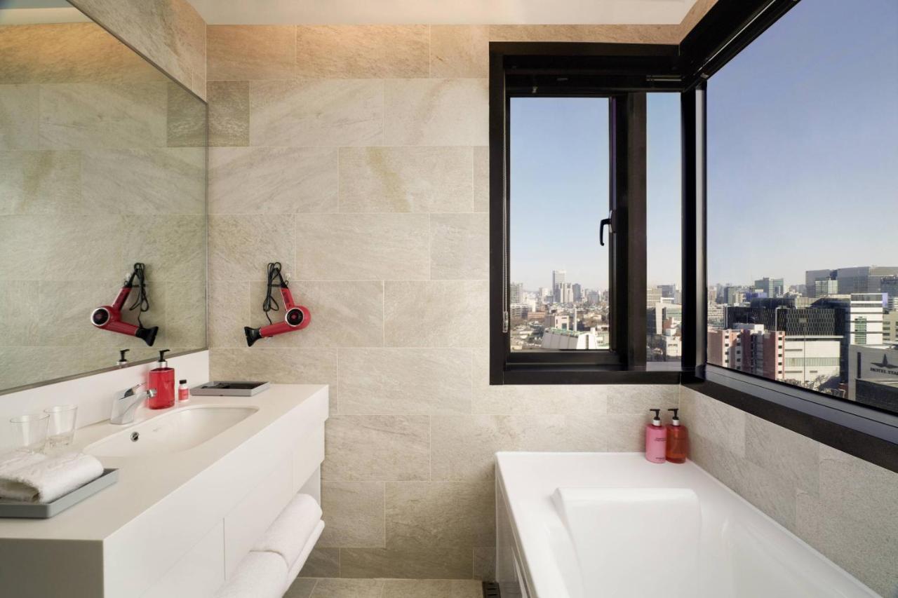 Moxy Seoul Insadong - 2