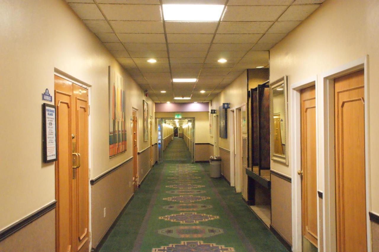 Brentwood Inn & Garden — photo 15