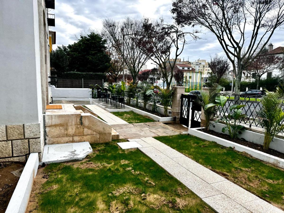 Relax and Explore Lisbon Suites and Rooms - 5