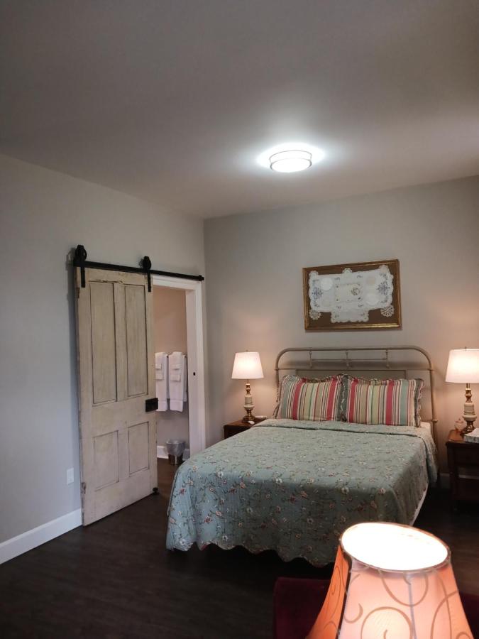 The Lee House — photo 11