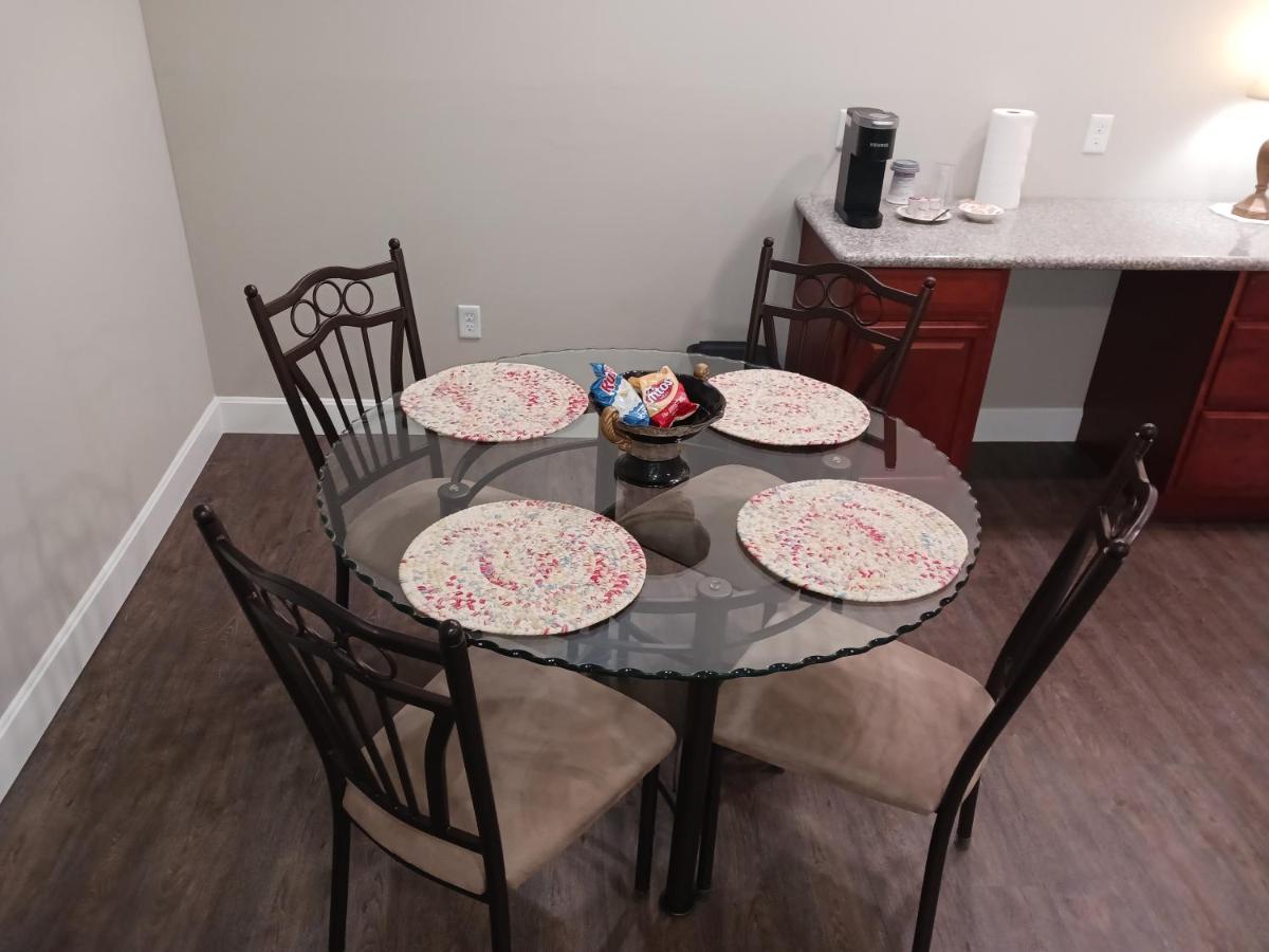 The Lee House — photo 10