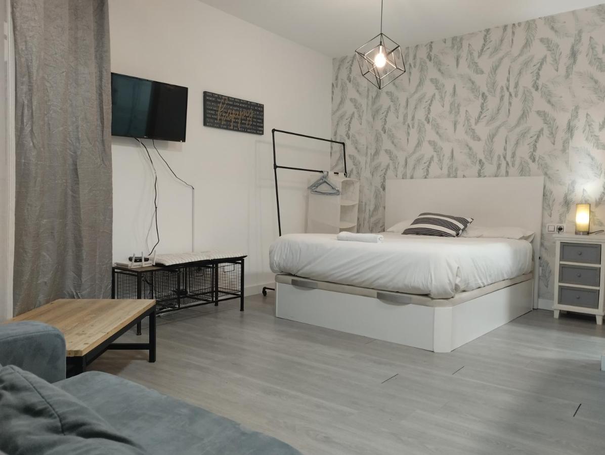 Malaga Centre Studio & Parking - 2