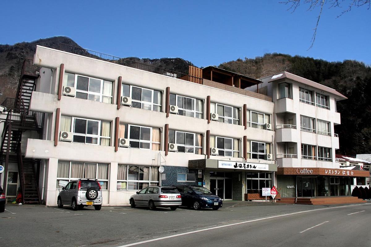 山田屋酒店（Yamadaya Hotel）山田屋酒店位於富士河口湖町，附近有不少景點。（agoda）