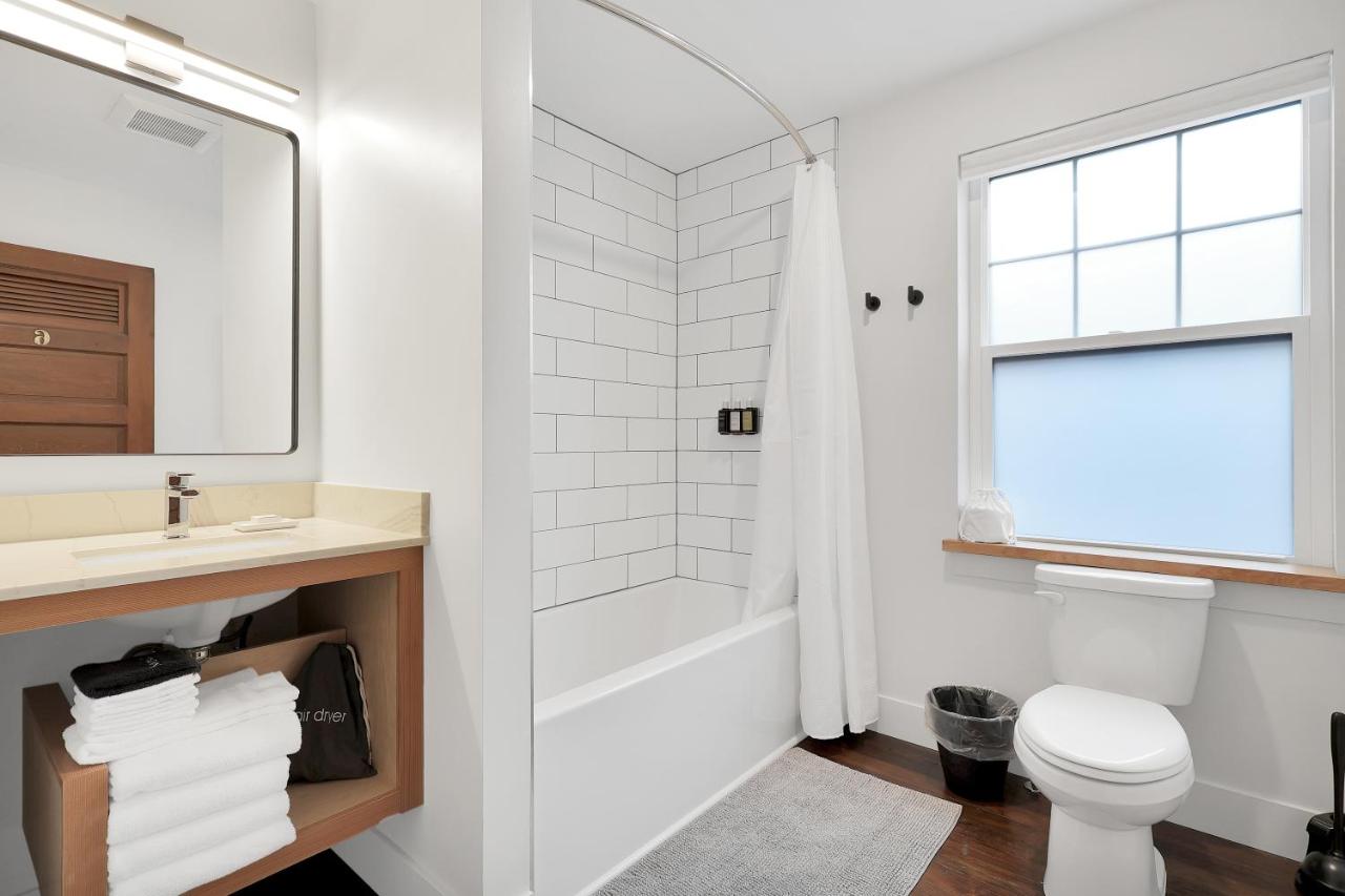 Summit Lofts Boutique Hotel — photo 12