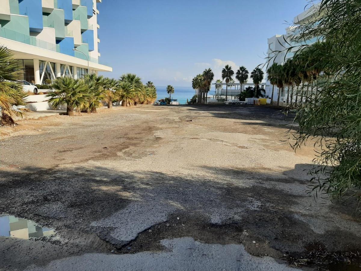 Vrissaki Beach Hotel photo