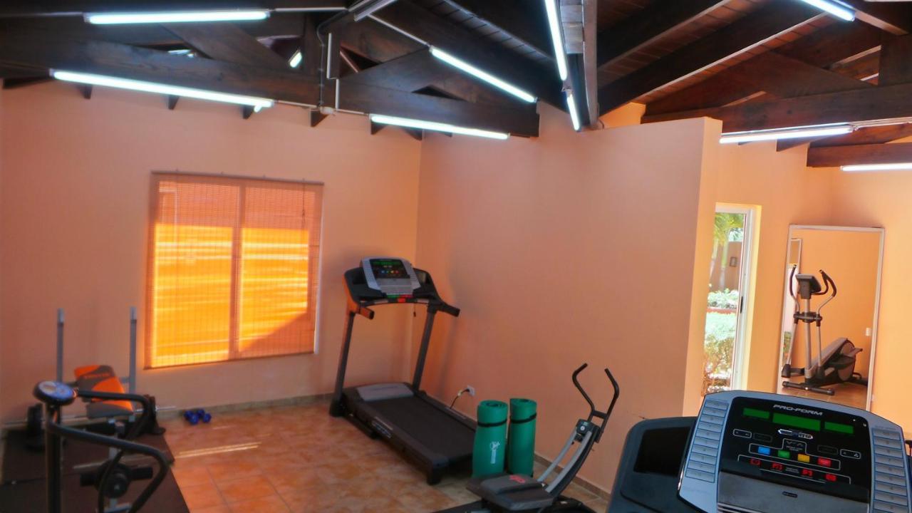 Family-Flexication-Friendly Villa, few steps from Eagle Beach - 4