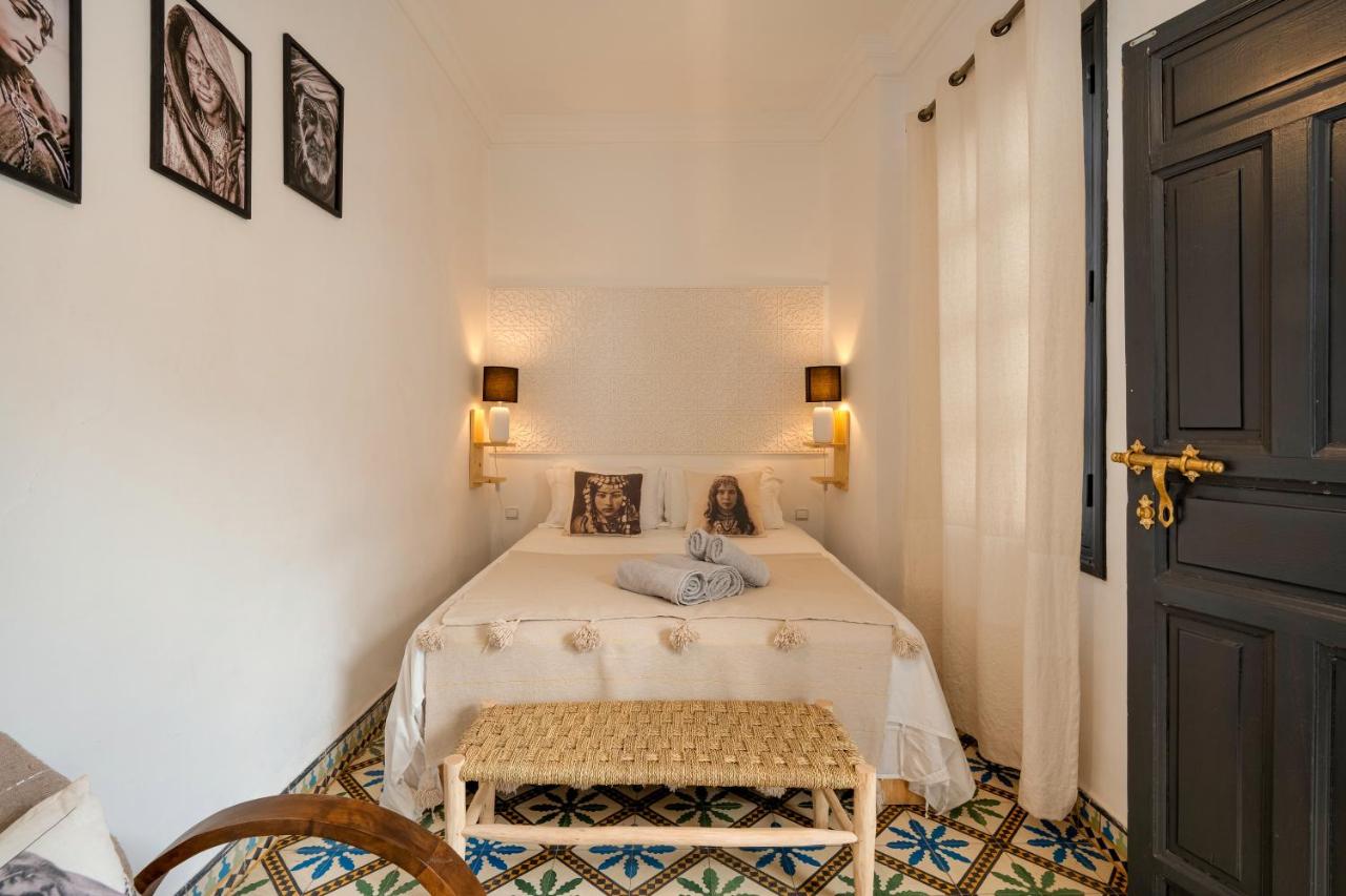 Riad Des Sables-Exclusive -4 Suites -Swimming Pool - 2