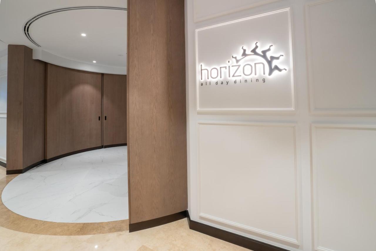 Amwaj Rotana, Jumeirah Beach - Dubai photo
