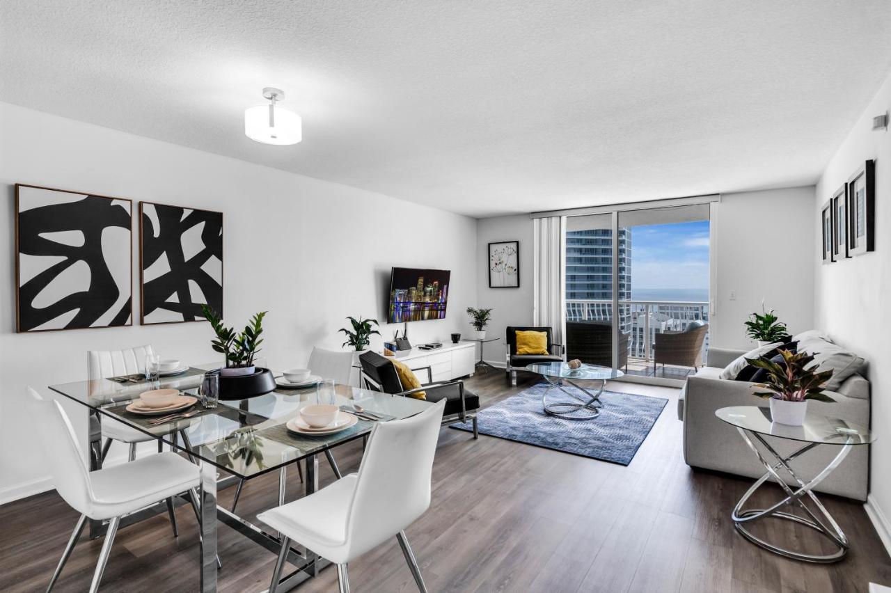 Luxurious Condo in Brickell with Free Parking