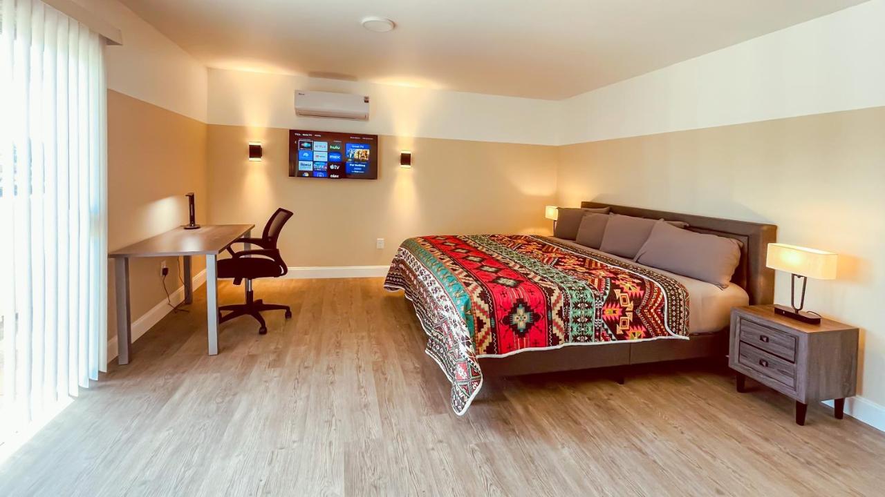 White Orchid Apartments — photo 9