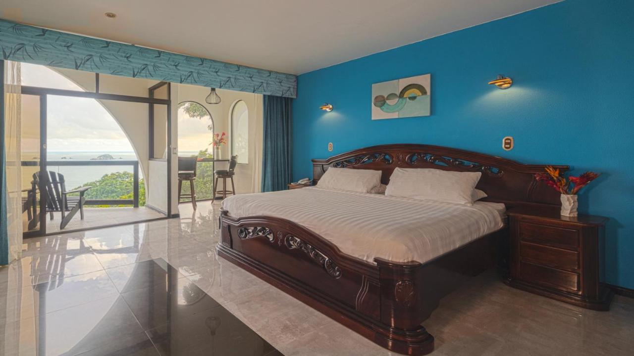 Blue Mirador Hotel Manuel Antonio photo
