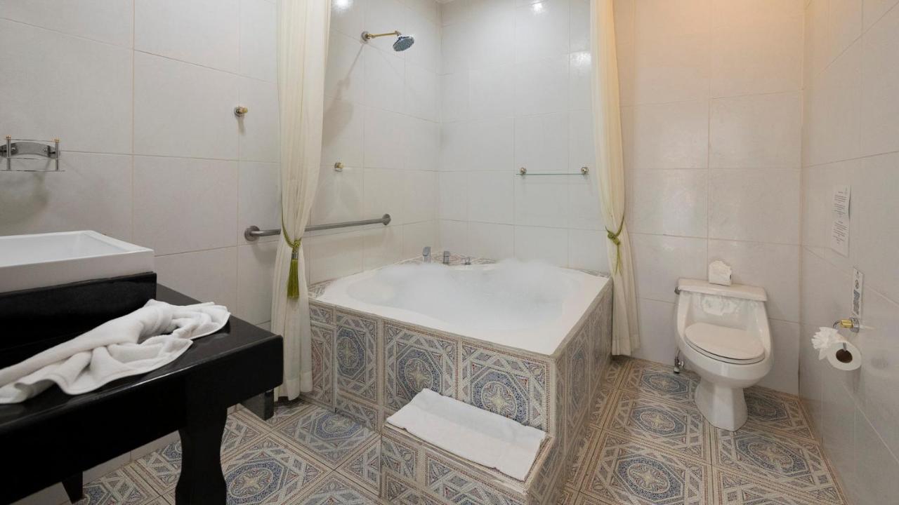 Blue Mirador Hotel Manuel Antonio photo
