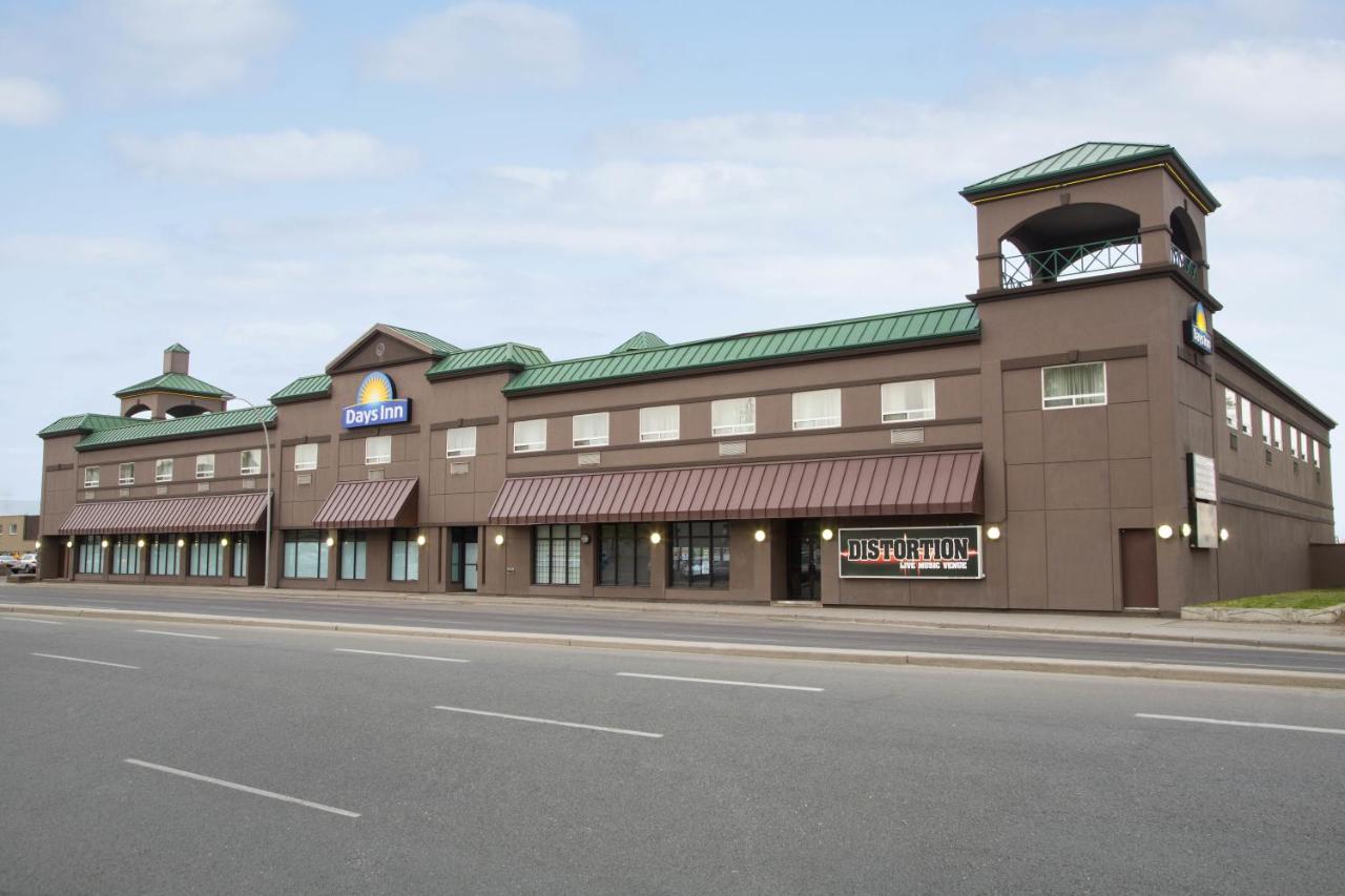 Days Inn by Wyndham Calgary South photo