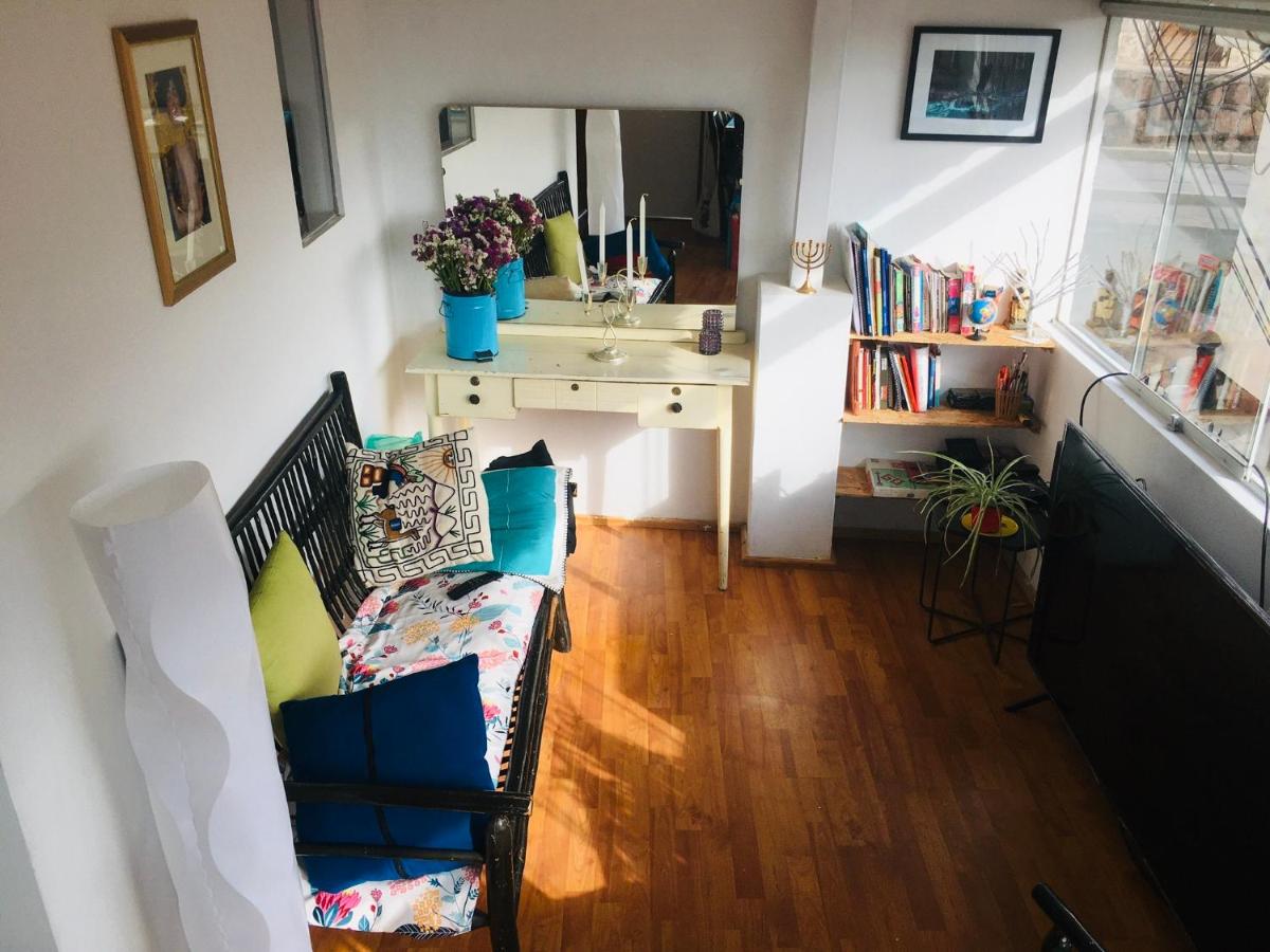Sunny Apartment - 2