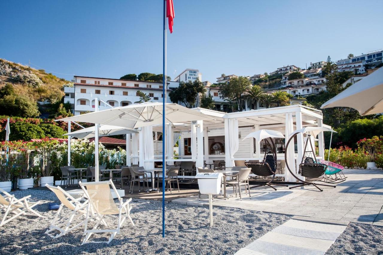 Grand Hotel De Rose photo