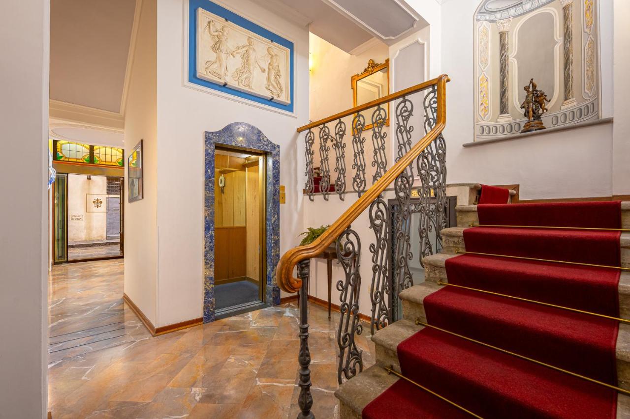 מלון סיטי 3 כוכבים במרכז פירנצה